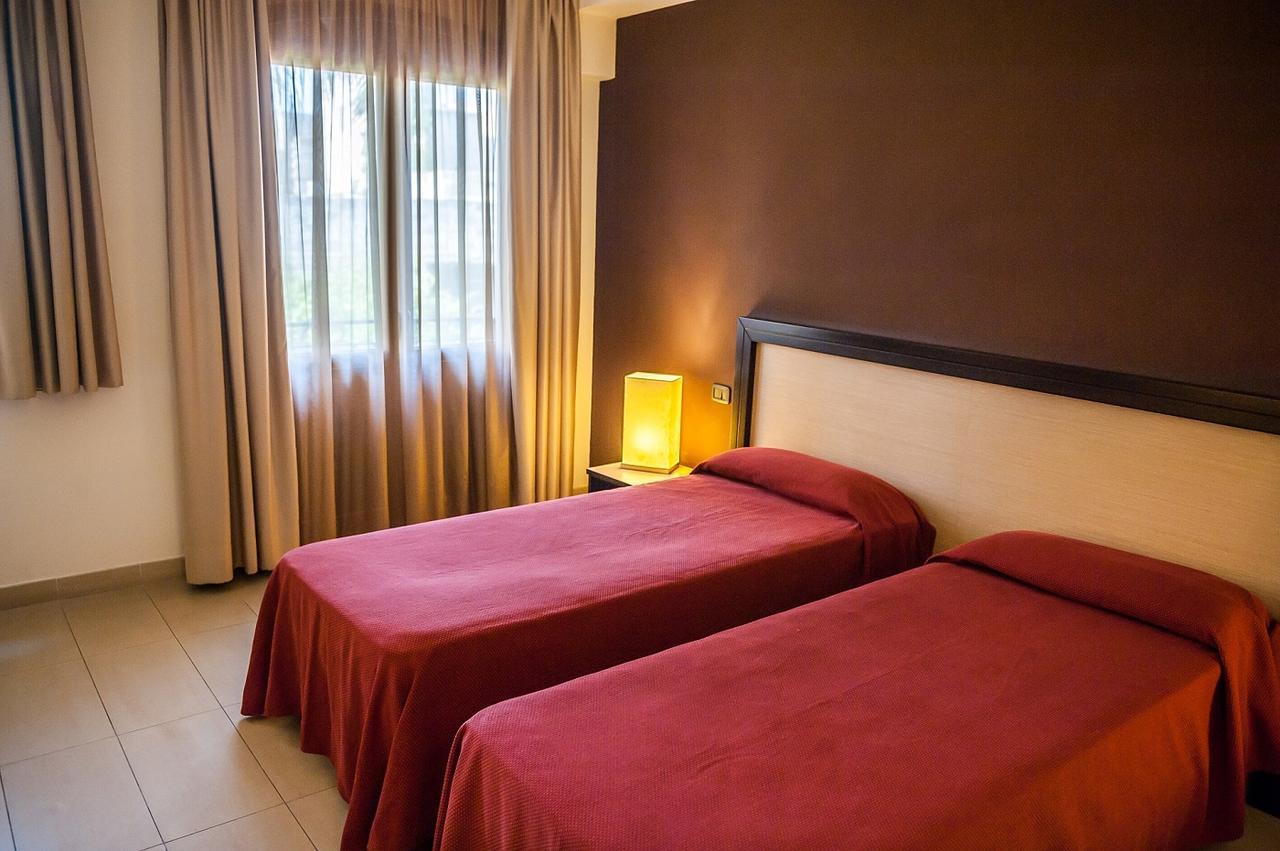 Hotel Il Portico Favignana Bagian luar foto